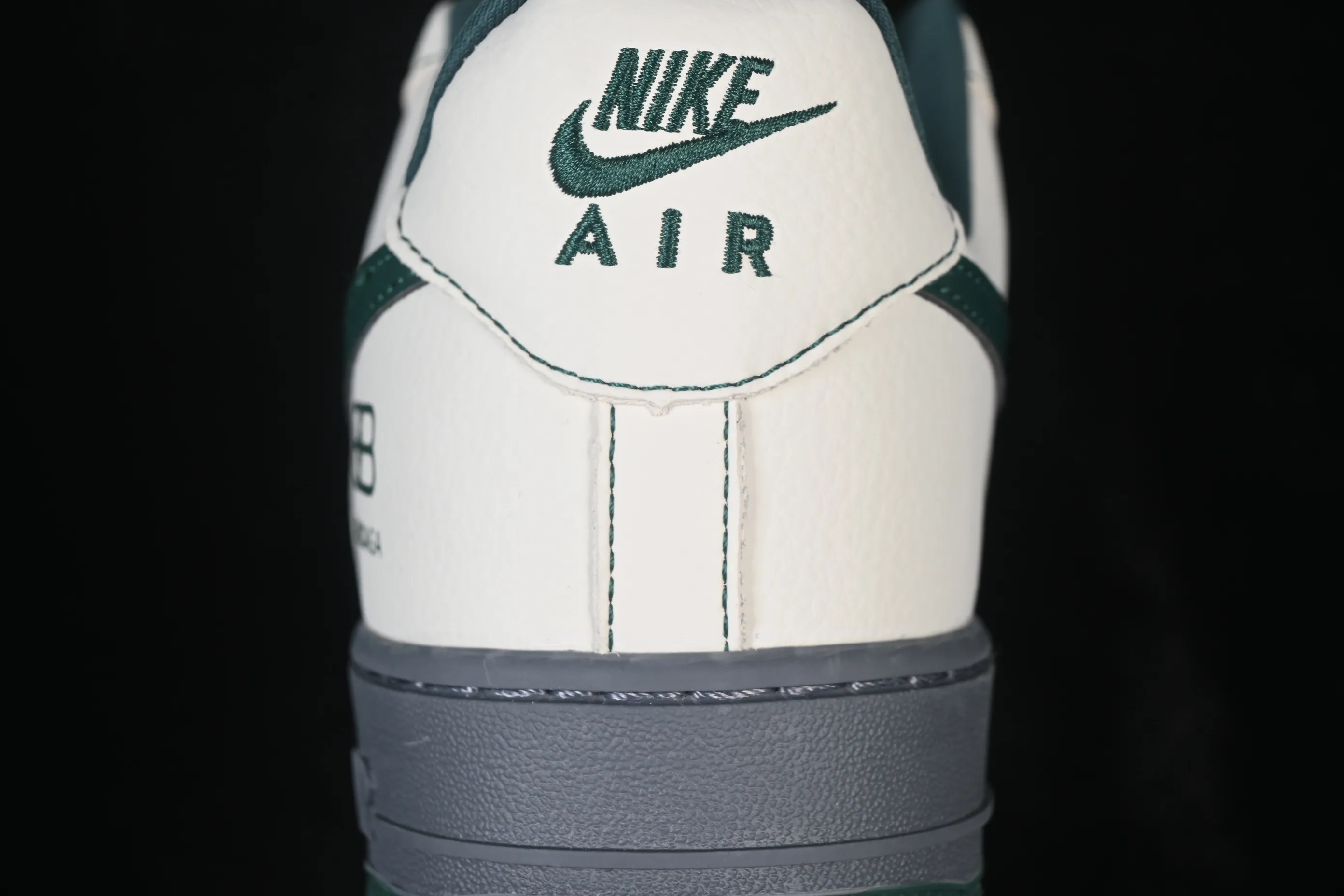 All Categories Nk Air Force 1 Air Force Series Nk Air Force 1 Low Air Force Low Nike Air Force 1'07 Low Beige Air Force One Low Casual Shoes DN1688-009